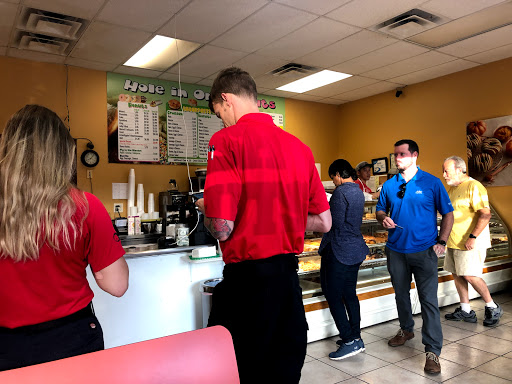 Donut Shop «Hole In One Donut 3», reviews and photos, 14406 N Florida Ave, Tampa, FL 33613, USA