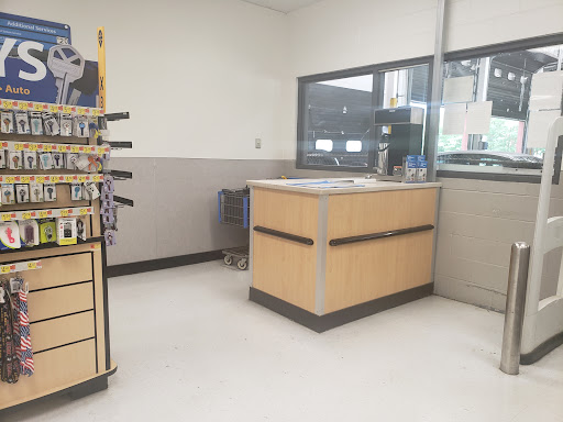 Tire Shop «Walmart Tires & Auto Parts», reviews and photos, 3040 College Park Dr, The Woodlands, TX 77384, USA
