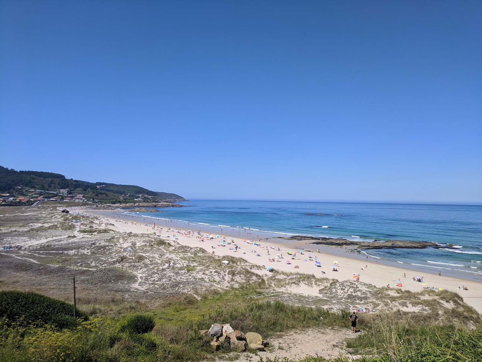 Fotografie cu Praia de Barranan cu nivelul de curățenie in medie