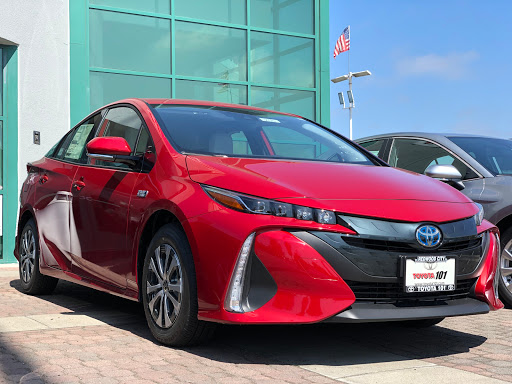 Toyota Dealer «Toyota 101», reviews and photos, 525 E Bayshore Rd, Redwood City, CA 94063, USA