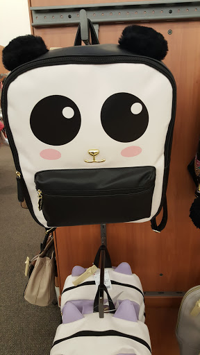 Clothing Store «Burlington Coat Factory», reviews and photos, 8225 E Kellogg Dr, Wichita, KS 67207, USA