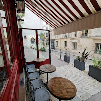 Atmosphère du Pizzeria Café Leone Pizzas et Pâtes à Paris - n°4