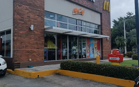 McDonald's Los Próceres image