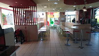 Atmosphère du Restaurant KFC Saint-Brice à Saint-Brice-sous-Forêt - n°4
