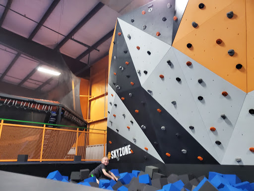 Amusement Center «Sky Zone Trampoline Park», reviews and photos, 269 NY-25A, Mt Sinai, NY 11766, USA