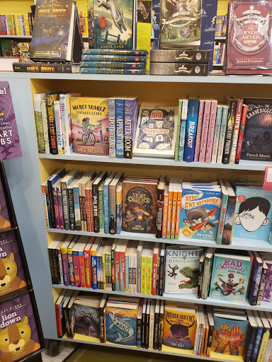 Book Store «Little Shop of Stories», reviews and photos, 133 E Court Square # A, Decatur, GA 30030, USA