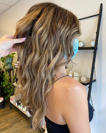 Hair Salon «5th Avenue Hair Salon», reviews and photos, 1032-C Greenville Hwy, Hendersonville, NC 28792, USA