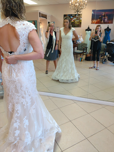 Boutique «Loretta Bridal boutique», reviews and photos, 28811 S Tamiami Trail, Bonita Springs, FL 34135, USA