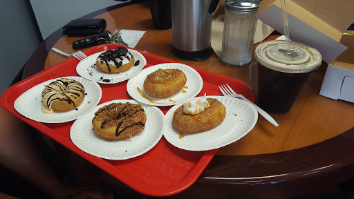 Donut Shop «Amazing Glazed», reviews and photos, 321 Johnstown Rd, Chesapeake, VA 23322, USA