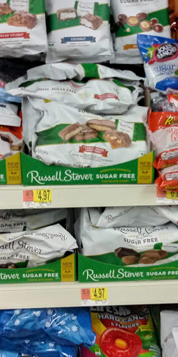 Shopping Mall «Lakeshore Crossing Shopping Center», reviews and photos, 410 Shallowford Rd, Gainesville, GA 30504, USA