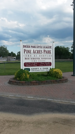 Park «Pine Acres Park», reviews and photos, 196 Pine Acres Blvd, Deer Park, NY 11729, USA