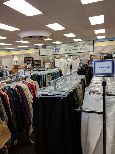 Thrift Store «Blue Ridge Hospice: Thrift Store», reviews and photos, 449 South St, Front Royal, VA 22630, USA