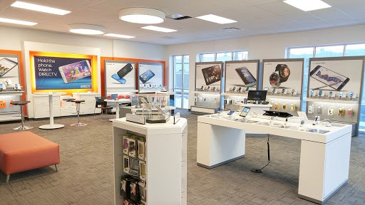 AT&T Authorized Retailer, 200 Northgate One, San Rafael, CA 94903, USA, 