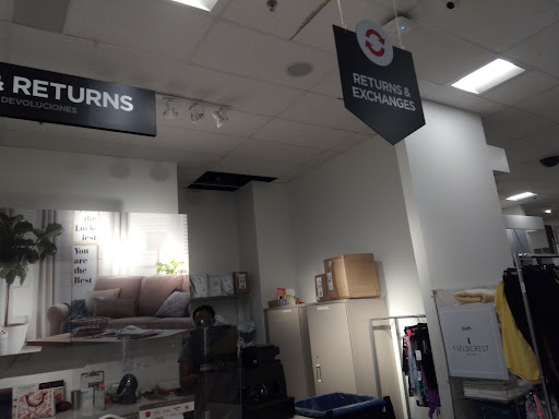 Cosmetics Store «SEPHORA inside JCPenney», reviews and photos, 31510 Gratiot Ave, Roseville, MI 48066, USA