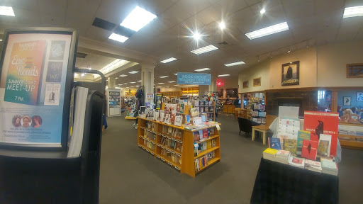 Book Store «Schuler Books & Music», reviews and photos, 2820 Towne Centre Blvd, Lansing, MI 48912, USA
