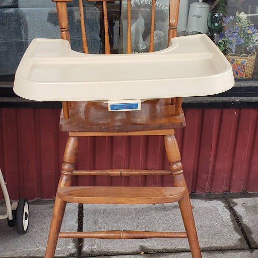 Thrift Store «Hand to Hand Thrift Store», reviews and photos, 785 Terryville Ave, Bristol, CT 06010, USA