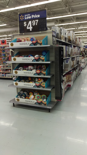 Discount Store «Walmart», reviews and photos, 44575 Mound Rd, Sterling Heights, MI 48314, USA