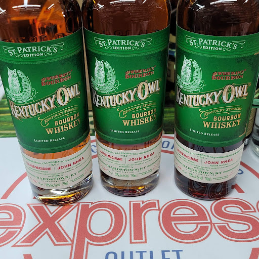 Party Store «Express Tobacco Vapor & Liqour Outlet», reviews and photos, 704 S Lapeer Rd, Lake Orion, MI 48362, USA