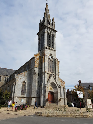 Maison Charles de Foucauld à Saint-Pern