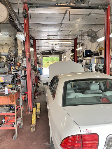 Auto Repair Shop «Manor Automotive LLC», reviews and photos, 850 Manor St, Lancaster, PA 17603, USA