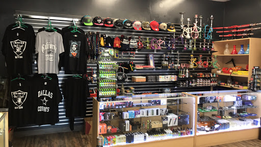 Tobacco Shop «Puff&Pass Smoke Shop», reviews and photos, 14151 Ramona Blvd #2B, Baldwin Park, CA 91706, USA