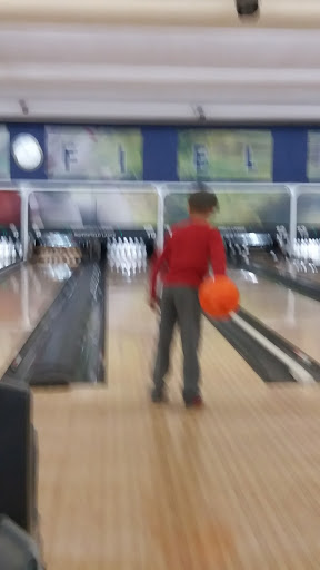 Bowling Alley «Northfield Lanes», reviews and photos, 2222 Plainfield Ave NE, Grand Rapids, MI 49505, USA