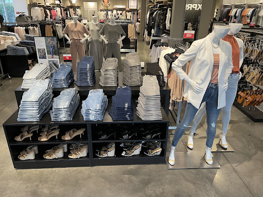 Outlet Store «Express Factory Outlet», reviews and photos, 6800 N 95th Ave, Glendale, AZ 85305, USA