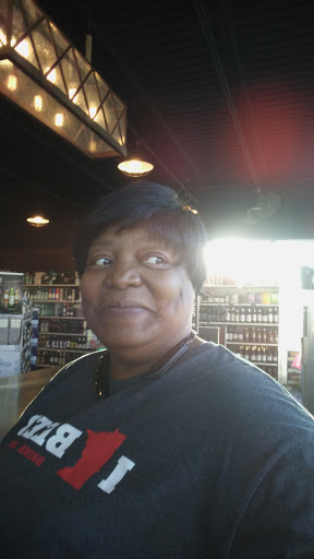 Liquor Store «Liquor Barrel 7th Street», reviews and photos, 665 7th St W, St Paul, MN 55102, USA