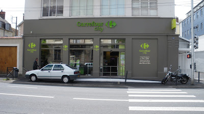 Carrefour City à Bourges