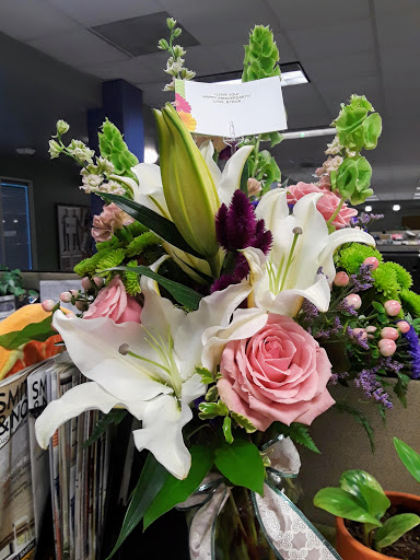 Florist «Corona Rose Flowers & Gifts», reviews and photos, 844 W 6th St, Corona, CA 92882, USA