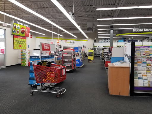 Office Supply Store «Staples», reviews and photos, 4940 O St, Lincoln, NE 68510, USA