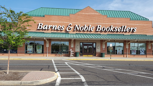 Book Store «Barnes & Noble Booksellers Moorestown», reviews and photos, 1311 Nixon Dr, Moorestown, NJ 08057, USA