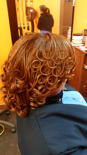 Beauty Salon «Dominican Star Beauty Salon», reviews and photos, 4717 Harford Rd, Baltimore, MD 21214, USA