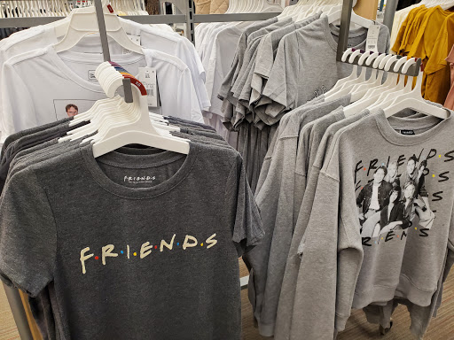 Shopping Mall «Southridge Mall», reviews and photos, 1111 E Army Post Rd, Des Moines, IA 50315, USA