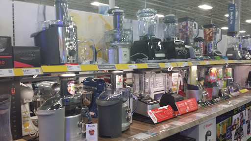 Electronics Store «Best Buy», reviews and photos, 3055 SW Cedar Hills Blvd, Beaverton, OR 97005, USA