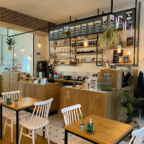 Atmosphère du Café Cavoua Coffee Spot à Saint-Malo - n°17