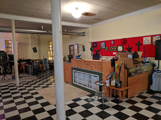 Music Store «BackBeat Music Company», reviews and photos, 102 N Chadbourne St, San Angelo, TX 76903, USA