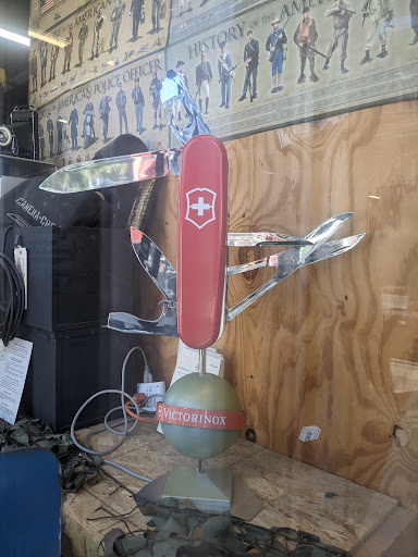 Army & Navy Surplus Shop «Army Navy Sales», reviews and photos, 3100 N Lincoln Ave, Chicago, IL 60657, USA