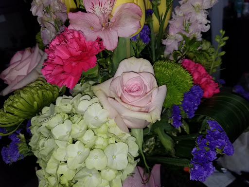 Florist «A Special Touch», reviews and photos, 45841 Van Dyke, Utica, MI 48317, USA