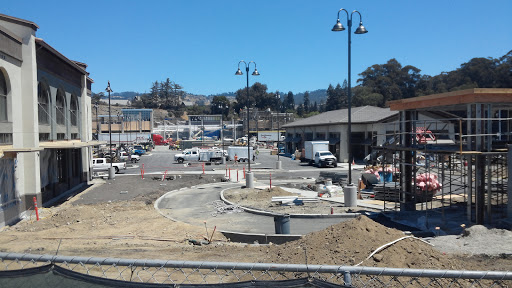 Shopping Mall «Shops at the Ridge», reviews and photos, 5100 Broadway, Oakland, CA 94611, USA