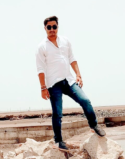 વિહોતર બેકરી (લાઈવ પફ) ,