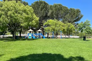 Del Valle Park image