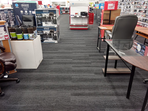 Office Supply Store «Staples», reviews and photos, 3701 Vestal Pkwy E, Vestal, NY 13850, USA