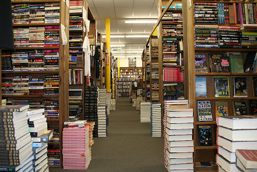 Book Store «Wonder Book and Video», reviews and photos, 607 Dual Hwy, Hagerstown, MD 21740, USA