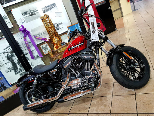 Harley-Davidson Dealer «California Harley-Davidson», reviews and photos, 1517 Pacific Coast Hwy, Harbor City, CA 90710, USA