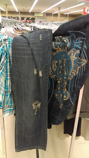 Thrift Store «Savers», reviews and photos, 1925 Pawtucket Ave, East Providence, RI 02914, USA
