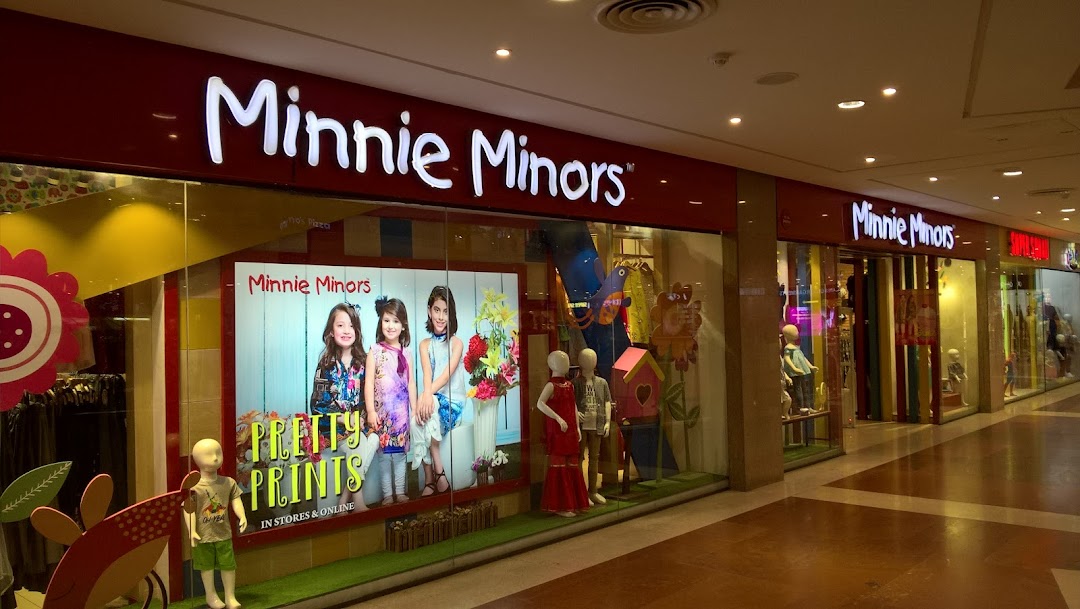 Minnie Minors