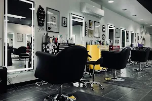 Hairbend the Salon image