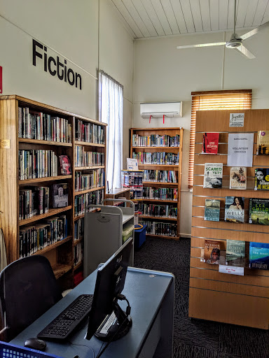 Woombye Library