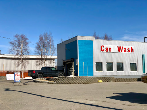 Splash & Dash East en Fairbanks